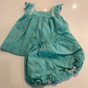The Oaks Apparel size 4 bloomer set